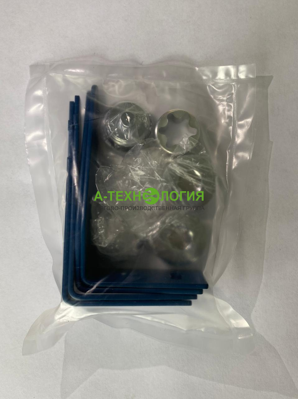 картинка Комплект подключения радиатора Fusion Solid вертикальный А-Технология