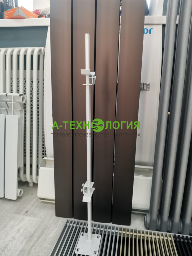 Напольный кронштейн Напольный кронштейн